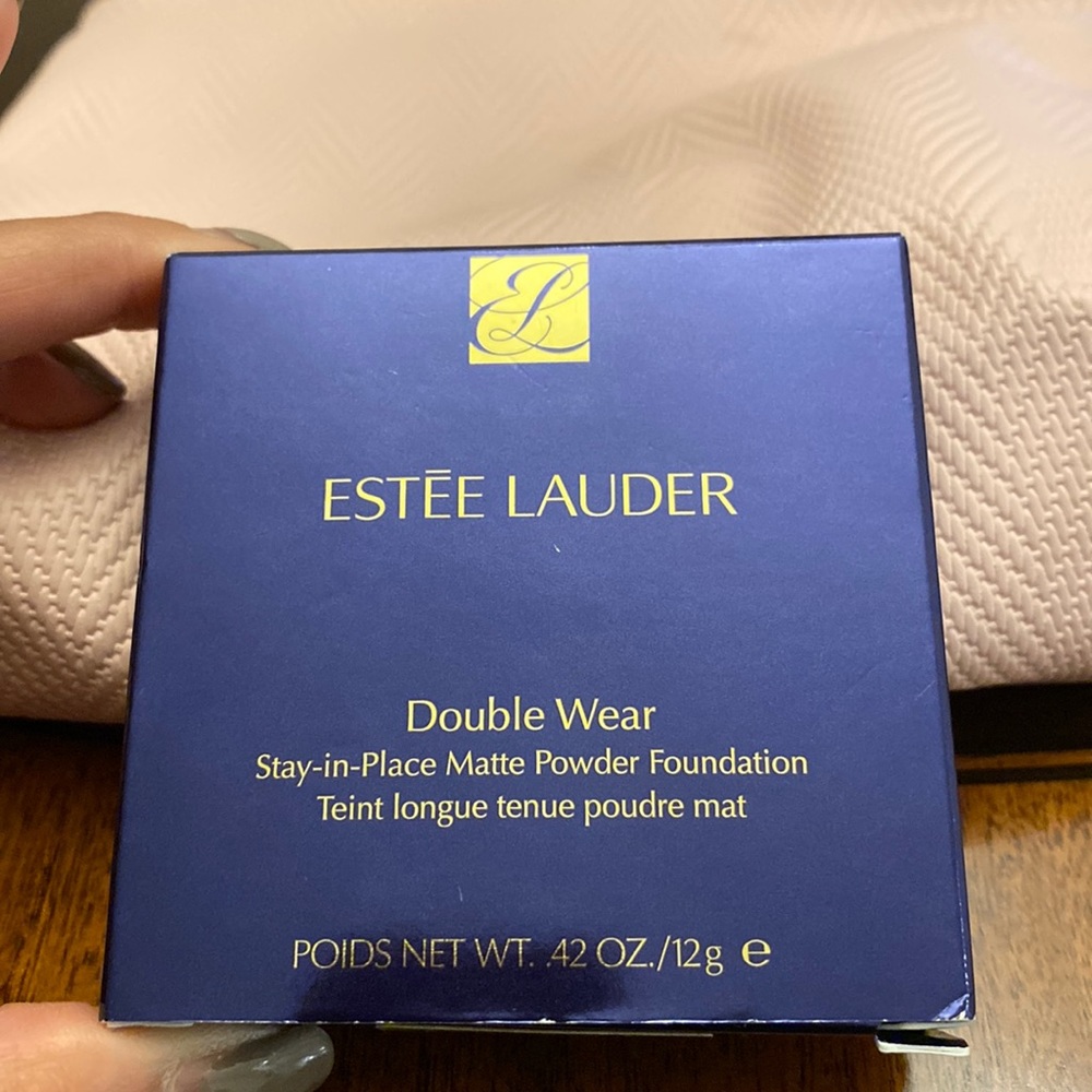 ESTÉE LAUDER DOUBLE WEAR STAY IN PLACE MATTE POWDER FOUNDATION NEW